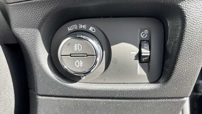 Vauxhall Mokka 100kW Ultimate 50kWh 5dr Auto Electric Hatchback